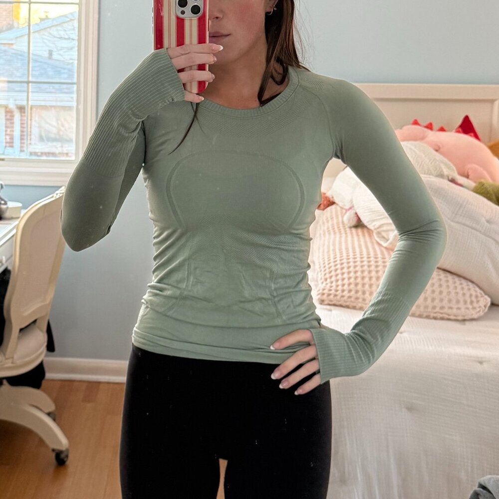 Lululemon Swiftly Tech Long Sleeve